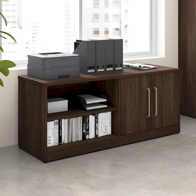 Meuble de rangement bas avec portes et étagères réglables, Idéal pour bureau ou salon moderne